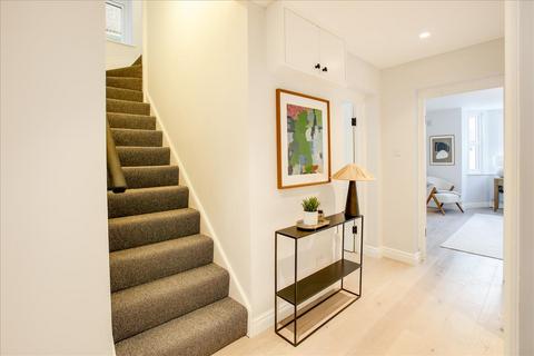 Flat 1, 13 Cumberland Park, London, W3 6SY