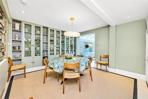 4 Redcliffe Road, London, SW10 9NR