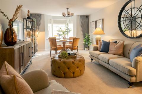 2 bedroom apartment for sale, Outwood Lane, Chipstead, Coulsdon, Surrey, CR5