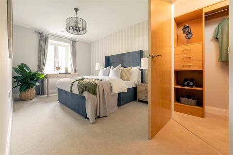 2 bedroom apartment for sale, Outwood Lane, Chipstead, Coulsdon, Surrey, CR5