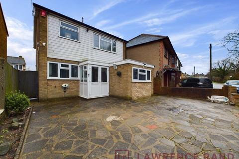 3 bedroom detached house for sale - Mellow Lane East, Hayes, UB4