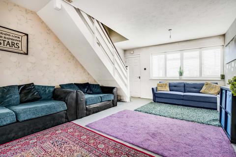 2 bedroom terraced house for sale, Saracen Close, Croydon, CR0