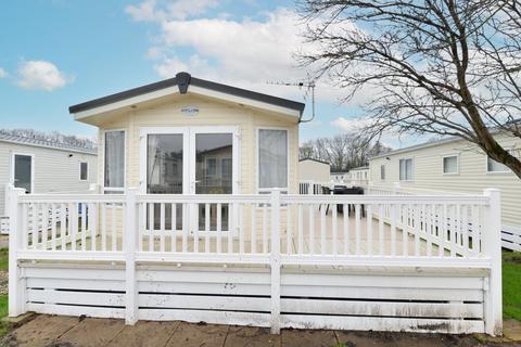 2 bedroom park home for sale, Shorefield Country Park, Downton Lane, Lymington, SO41