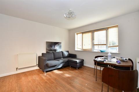 1 bedroom ground floor flat for sale, Hawker Place, Walthamstow