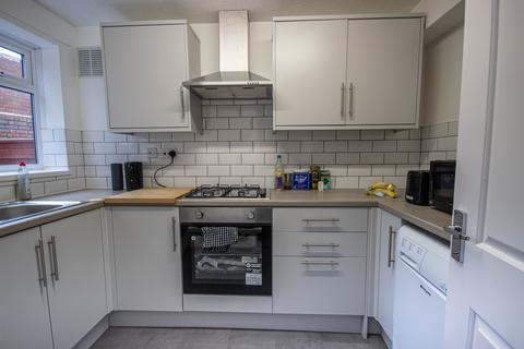 2 bedroom terraced house to rent, Starbeck Mews, Newcastle upon Tyne, Tyne and Wear, NE2