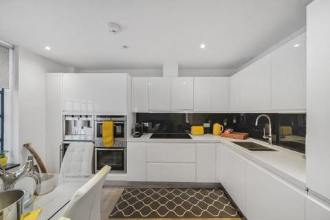 2 bedroom apartment for sale, The Piazza Residences, Bull Inn Court, WC2R