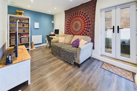 1 bedroom flat for sale, Buckler Street, Portslade