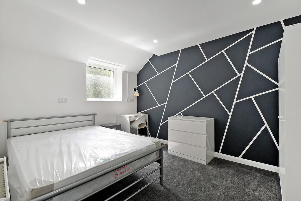 Bedroom 5 (Available)