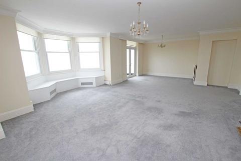 2 bedroom flat for sale, South Cliff, Eastbourne, BN20 7AE