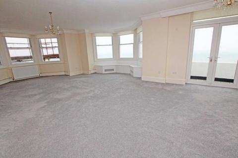 2 bedroom flat for sale, South Cliff, Eastbourne, BN20 7AE