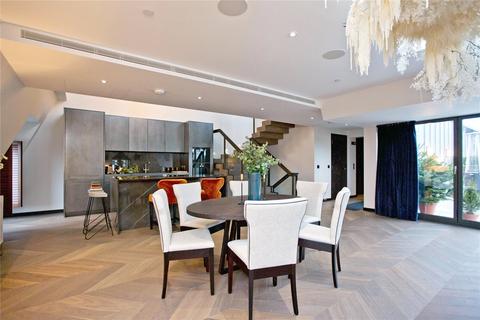 3 bedroom penthouse to rent, Golden Square, London W1F