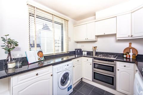 2 bedroom apartment to rent, Fulham Road, London SW3