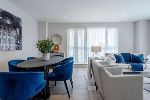 2 bedroom apartment to rent, Circus Apartments, London