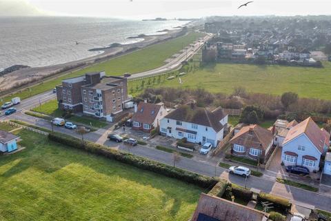 4 bedroom semi-detached house for sale, Holland on Sea CO15