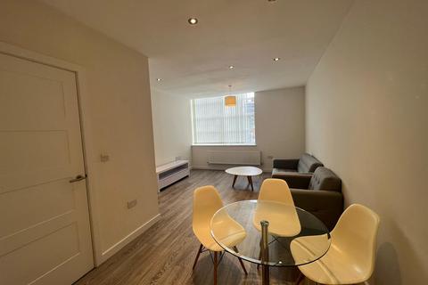 1 bedroom flat for sale, Lewisham High Street, , SE13