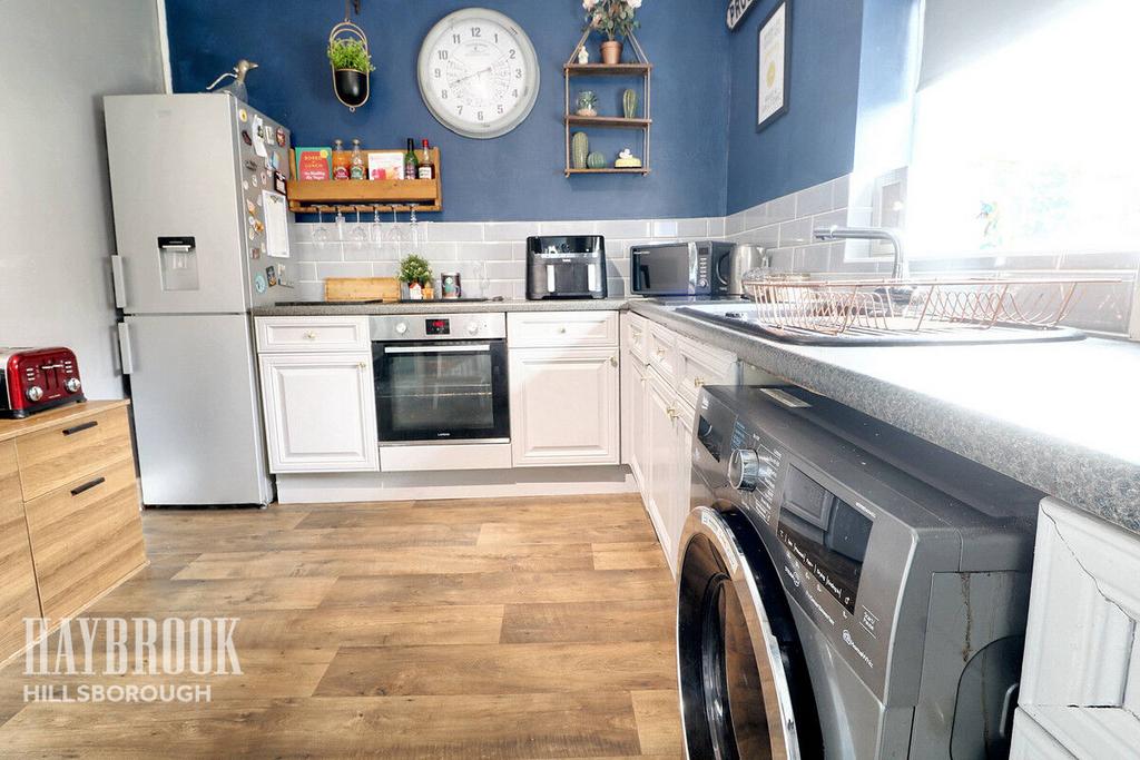 Crowder Road, Sheffield 3 bed semidetached house for sale £140,000