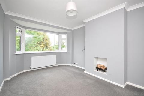 11 Victoria Close, Horley, RH6 7AP