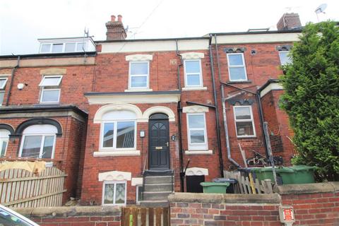 2 bedroom terraced house to rent, Highfield Avenue, Leeds, LS12