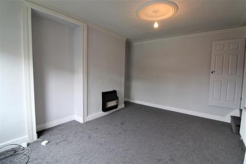 2 bedroom terraced house to rent, Highfield Avenue, Leeds, LS12