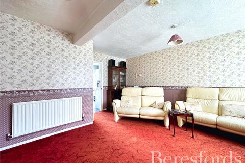 13 Halcyon Way, Hornchurch, RM11 3ND
