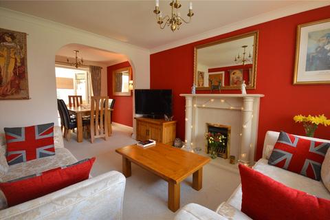 8 Tanglewood, Leeds, LS11 5DX