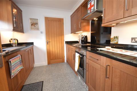 8 Tanglewood, Leeds, LS11 5DX