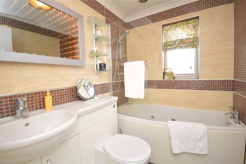 8 Tanglewood, Leeds, LS11 5DX