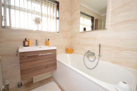 8 Tanglewood, Leeds, LS11 5DX