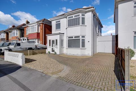 4 bedroom detached house for sale - Gresham Road,  Bournemouth, BH9