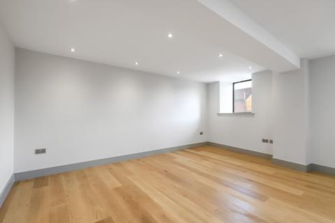 1 bedroom apartment for sale, Ludlow House, Chipper Lane, Salisbury, SP1