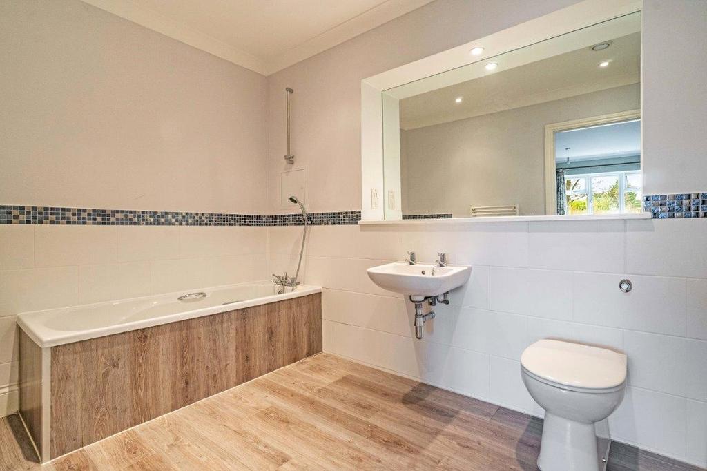 Ensuite