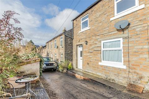2 bedroom terraced house for sale, Clough Gate, Grange Moor, Wakefield, West Yorkshire, WF4