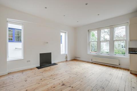 3 bedroom flat to rent, Stanhope Road, Highgate, N6