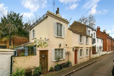 2 bedroom house for sale, Orleans Road, St Margarets, TW1