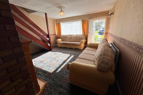 3 bedroom semi-detached house for sale, Hinstock Close, Wolverhampton, West Midlands, WV4