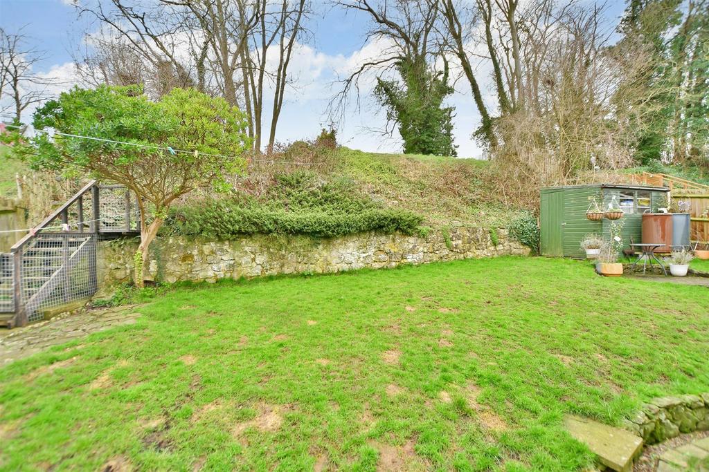 Chapman Avenue, Maidstone, Kent 4 bed detached house for sale £485,000