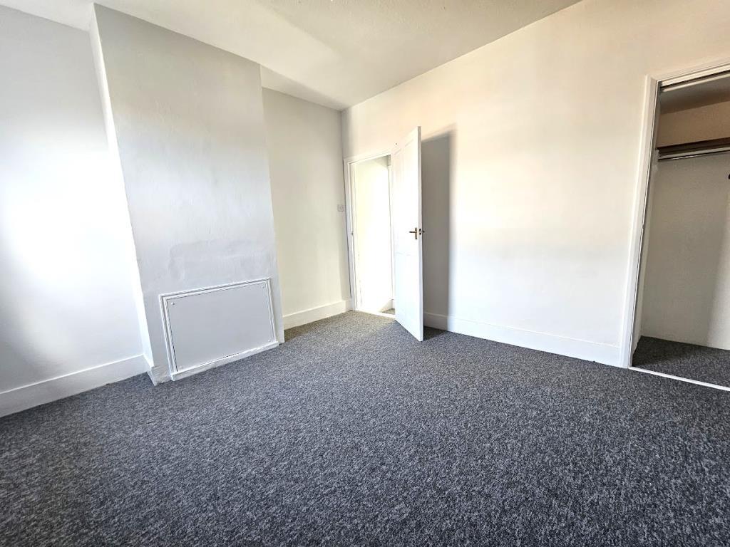 Filey Road, Reading, RG1 2 bed terraced house to rent £1,350 pcm (£