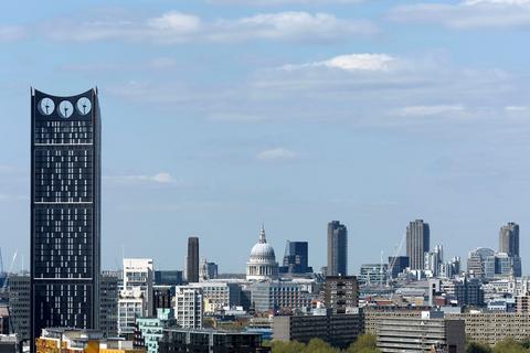 2 bedroom apartment for sale - Strata Tower, Elephant and Castle SE1