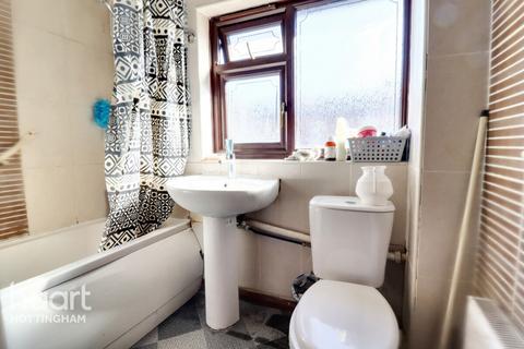 140 Bobbers Mill Road, Nottingham, NG7 5JT