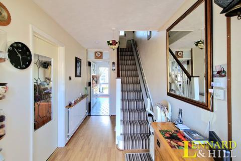57 Dock Road, Tilbury, RM18 7DB