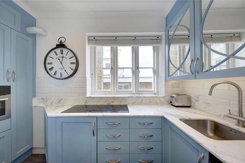 14l Airlie Gardens, London, W8 7AL