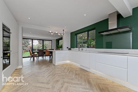 63 Abbots Road, Abbots Langley, WD5 0BJ