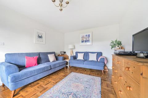 10 Back Lane, Marshfield, Chippenham, SN14 8NQ