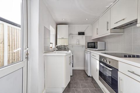 2 bedroom terraced house for sale, Ongar Road, Brentwood, CM15