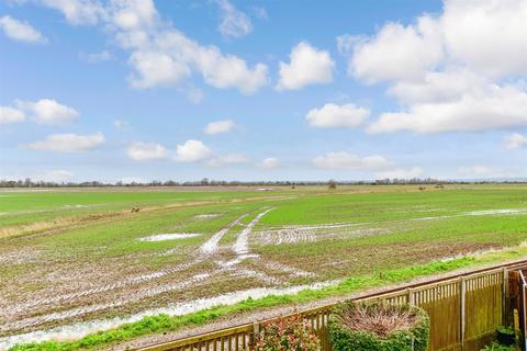 37 Grassmere, St Marys Bay, Romney Marsh, TN29 0HD