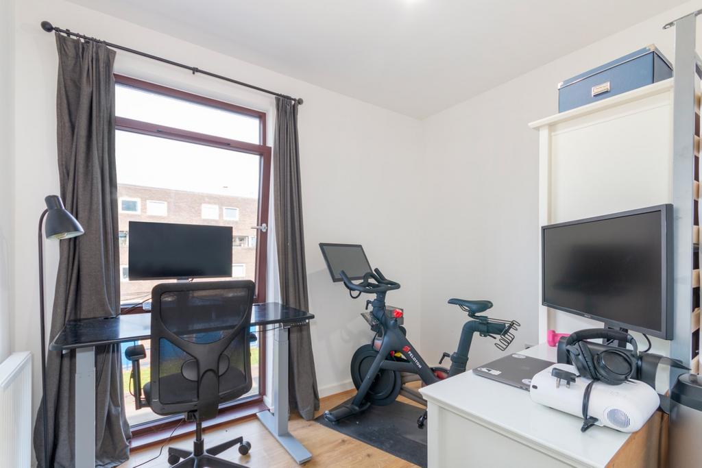 Lollard Street F206-7