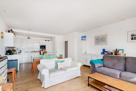 3 bedroom apartment to rent, Lollard Street, London, SE11
