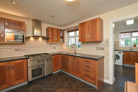4 bedroom detached house for sale, Turnpike Road, Tadcaster LS24