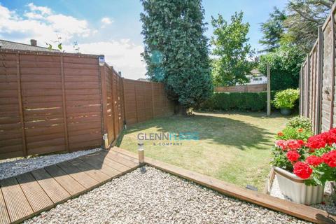 5 Lower Lees Road, Slough, SL2 2AB