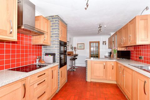 4 bedroom detached house for sale, Bow Road, Wateringbury, Maidstone, Kent